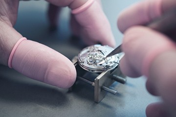 沈阳劳力士石英表机芯保养多少钱